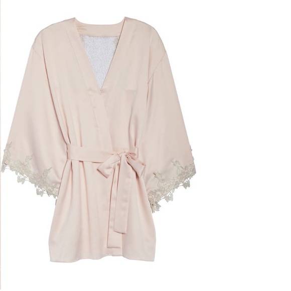 Flora Nikrooz Alesia Satin Kimono Robe in Blush - Picture 2 of 10